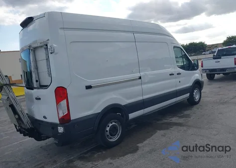 2018 Ford Transit-250 z USA, uszkodzony, nr VIN 1FTYR2XM2JKA67881